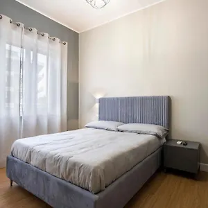Raven Color Guest house